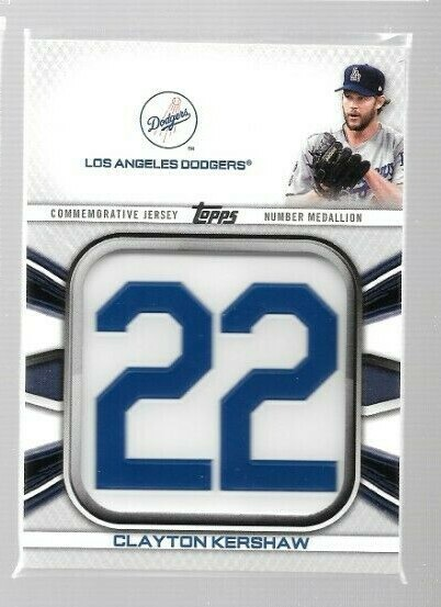 Featured Number Badge baseball card